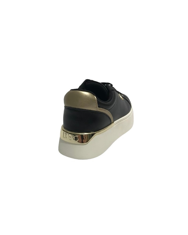 PRETTY 06 - SNEAKER 