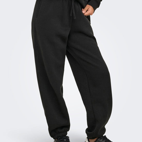 15357504/Black ONLY