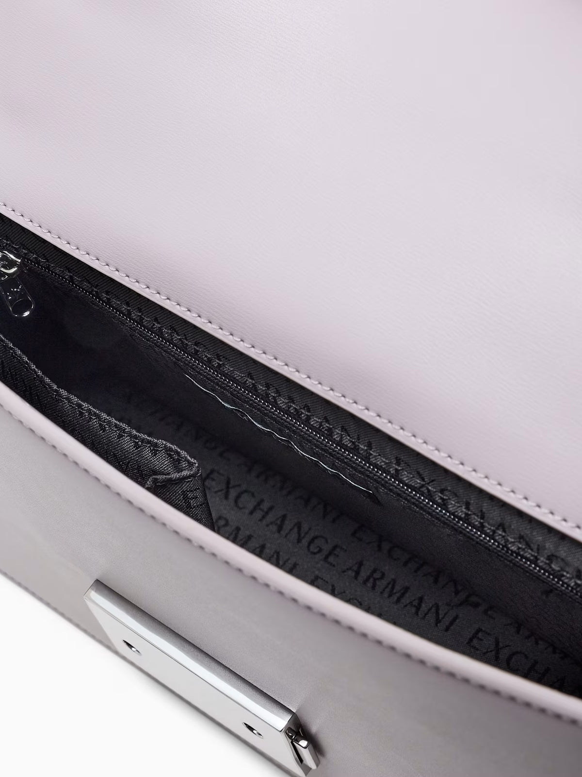XW000070 AF12039/U8022 ARMANI EXCHANGE
