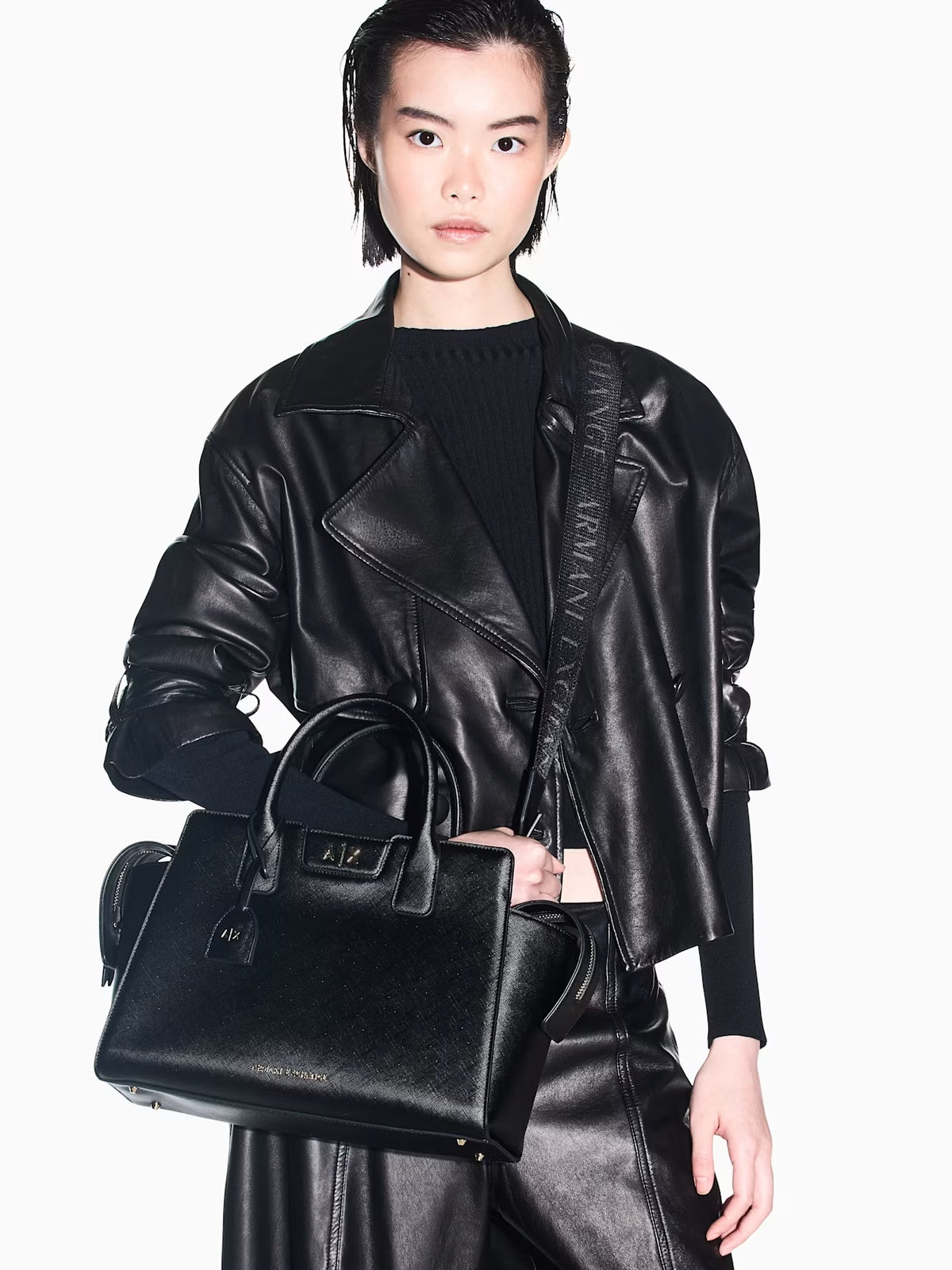 XW002158 AF26570/UC001 ARMANI EXCHANGE