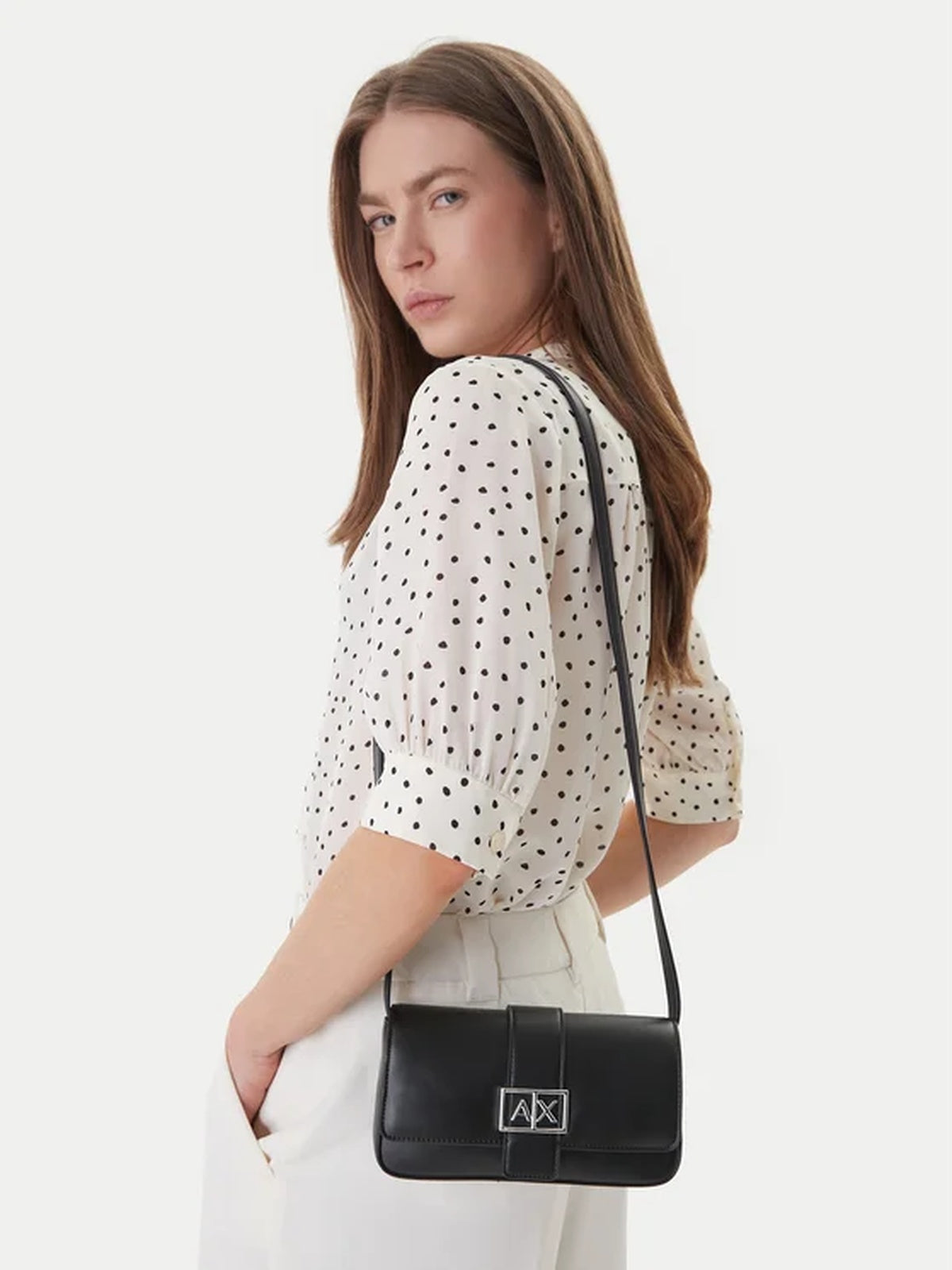 XW002567 AF12039/UC001 ARMANI EXCHANGE