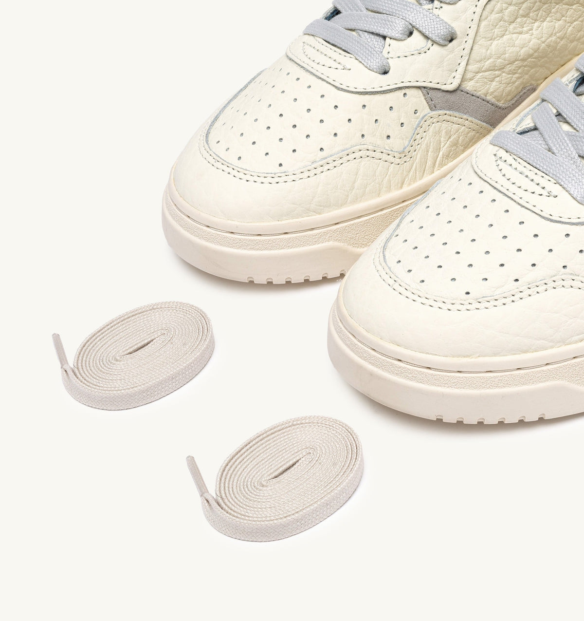 MEDALIST LOW SNEAKERS 