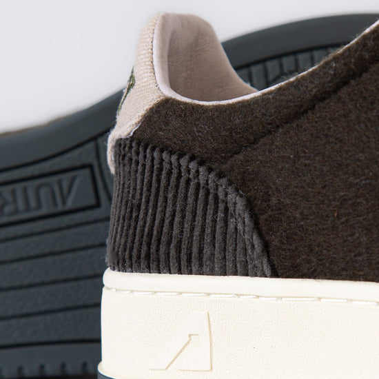 MEDALIST LOW SNEAKERS 