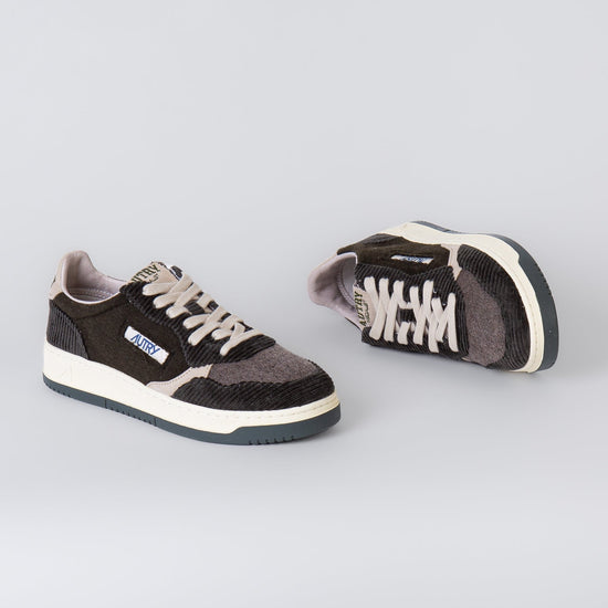 MEDALIST LOW SNEAKERS 