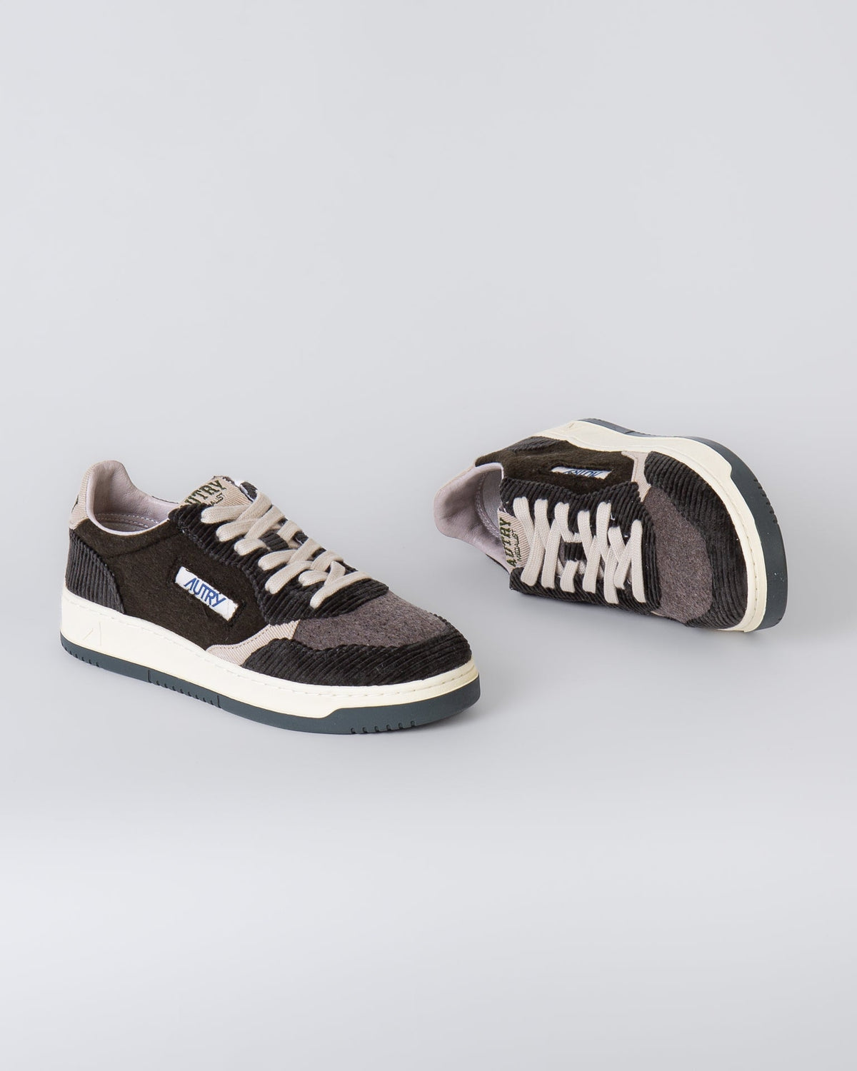 MEDALIST LOW SNEAKERS 