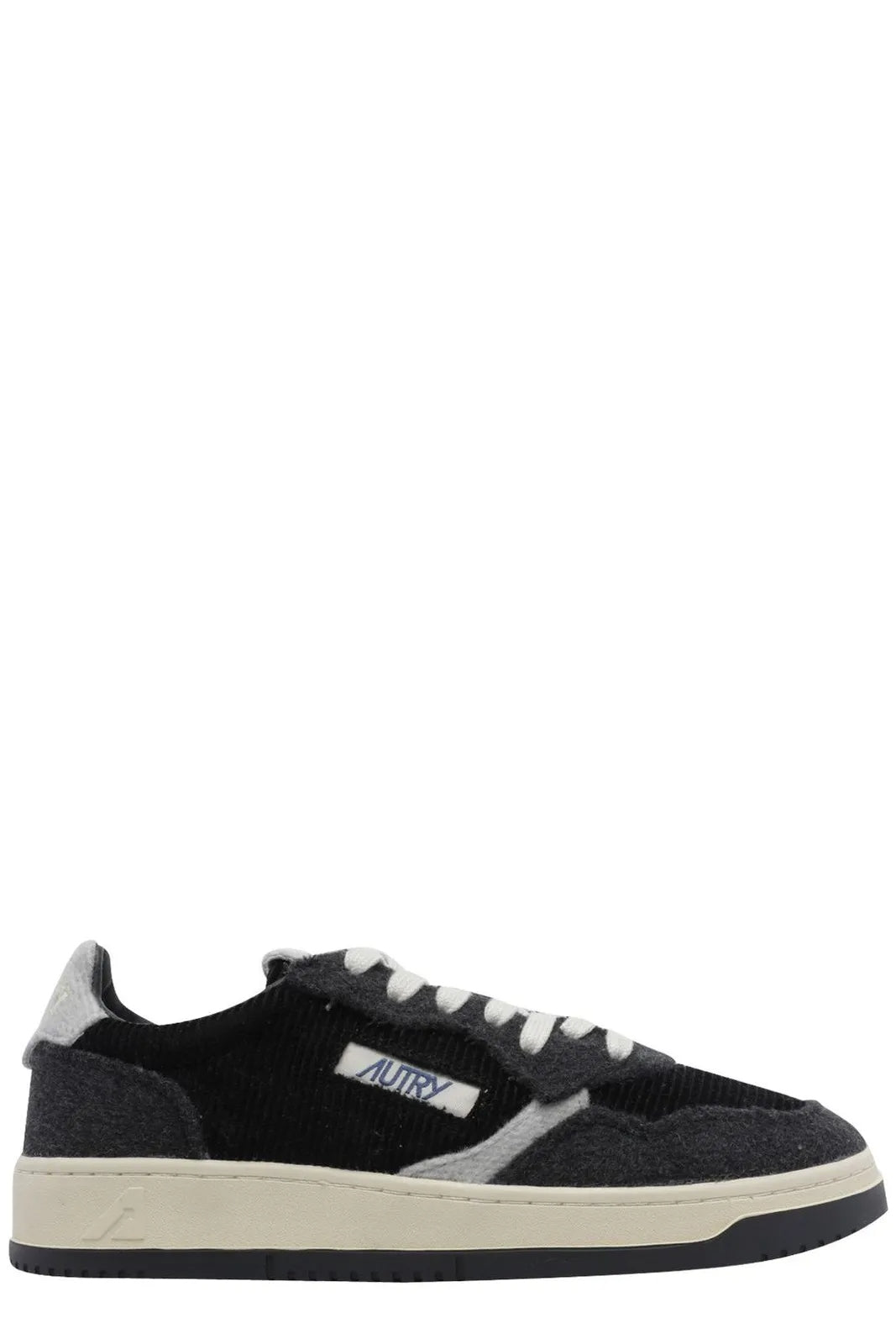 MEDALIST LOW SNEAKERS 