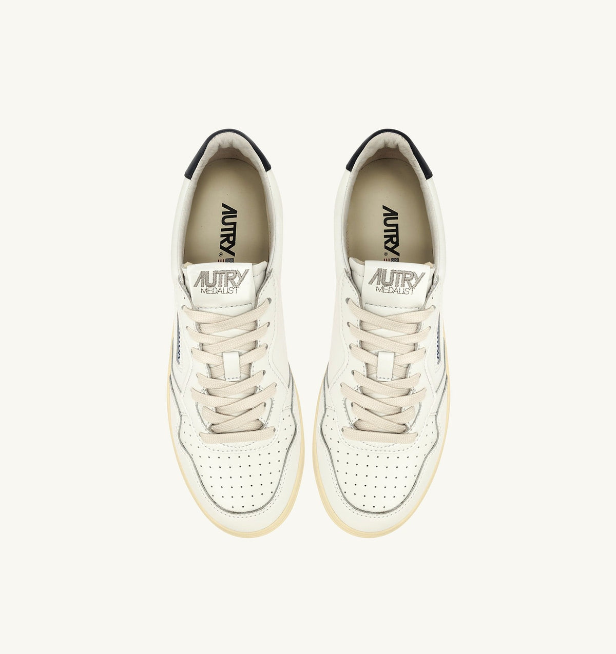 Medalist low top leather sneakers 