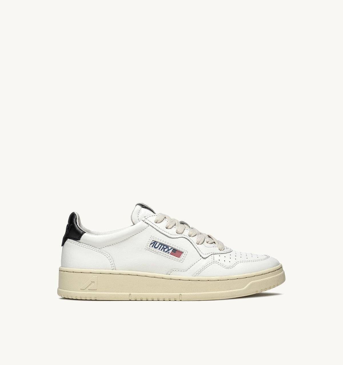 Medalist low top leather sneakers 