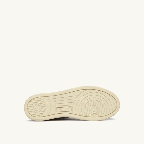 MEDALIST LOW SNEAKERS 