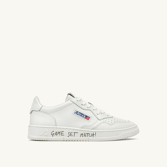 MEDALIST LOW SNEAKERS 