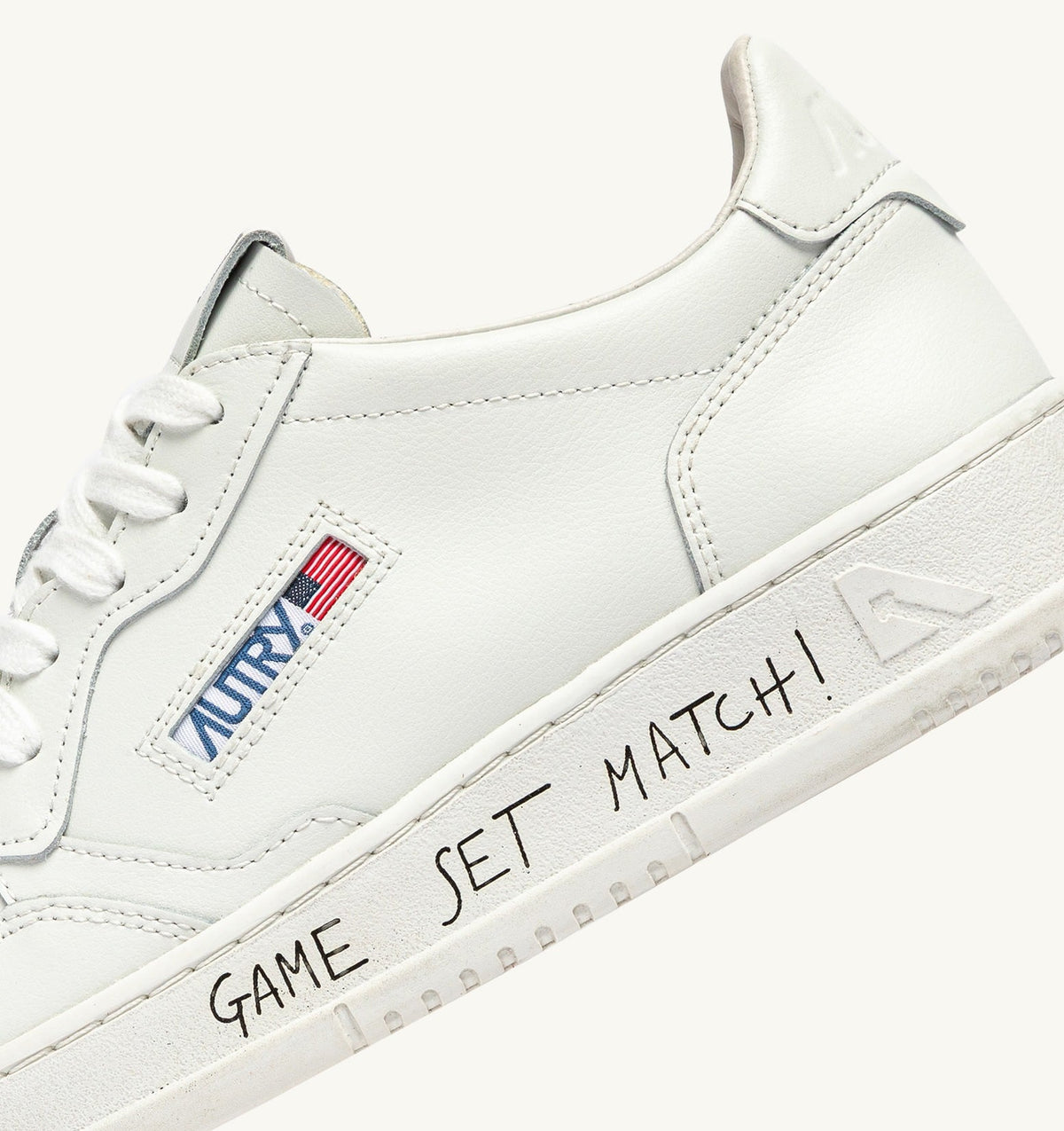 MEDALIST LOW SNEAKERS 