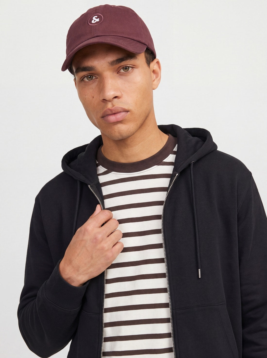 12300712/Black JACK AND JONES