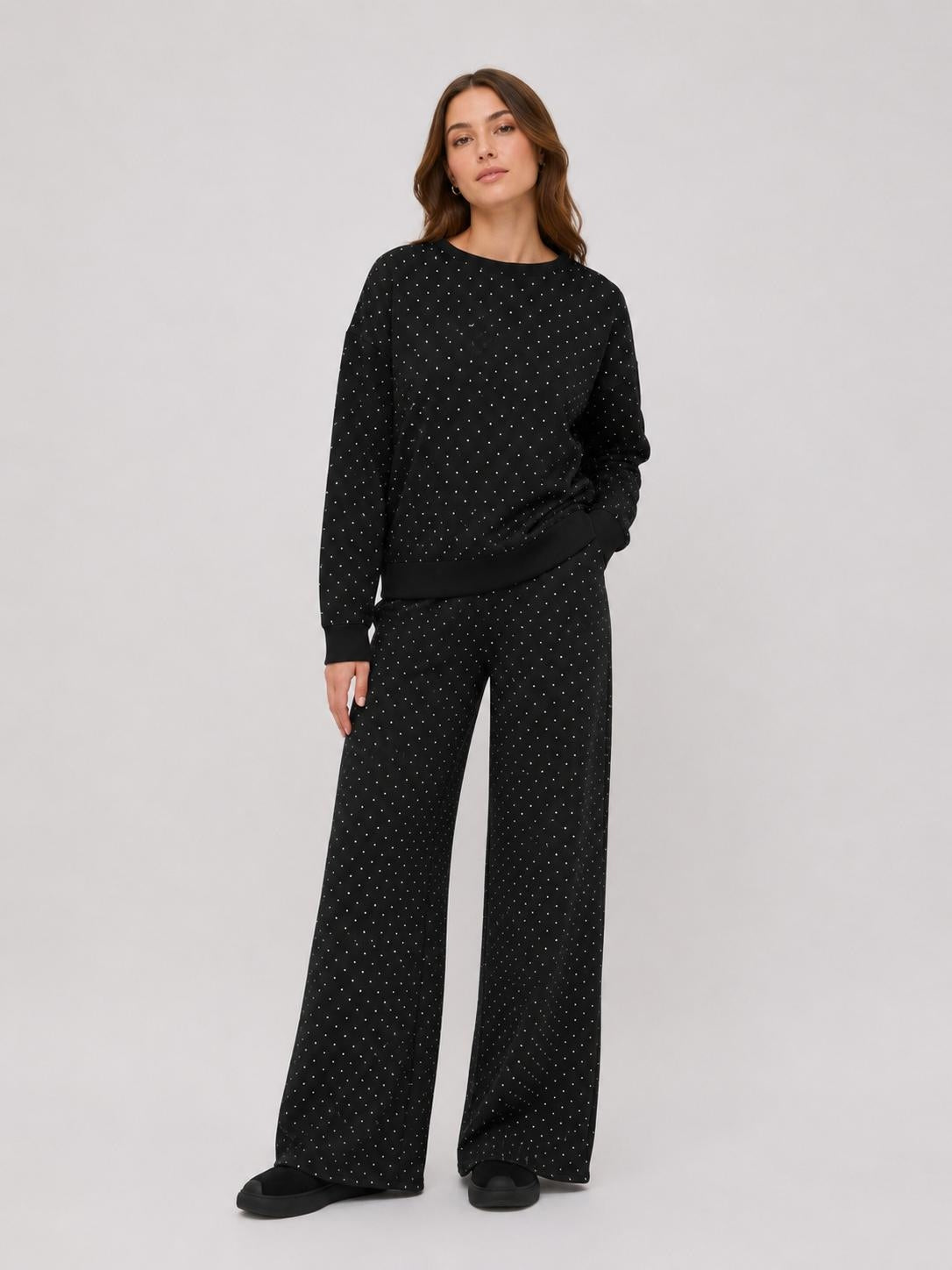 15380681/Black ONLY