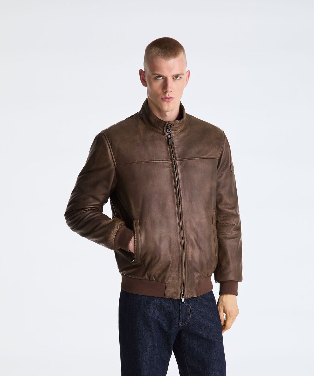 PEU5632 99012331/194 PEUTEREY