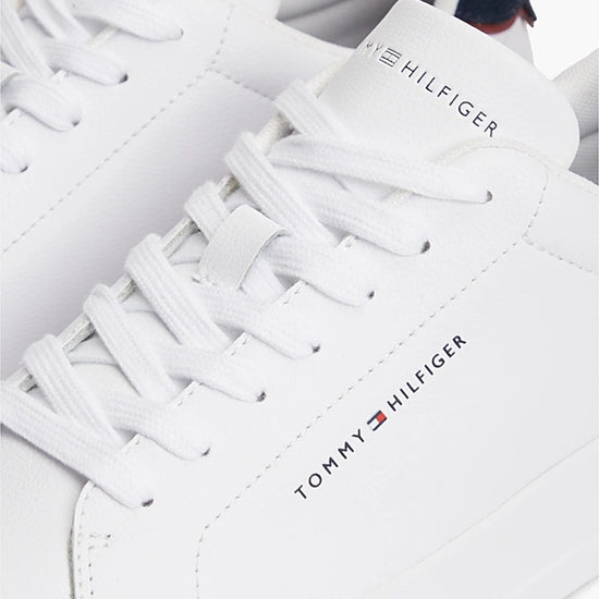 FM0FM05367/0LD TOMMY HILFIGER