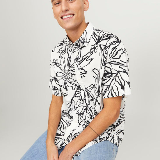 12251023/Cloud Dancer JACK AND JONES