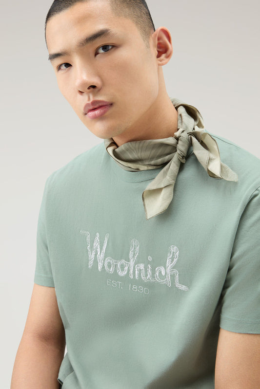EMBROIDERED LOGO T-SHIRT 