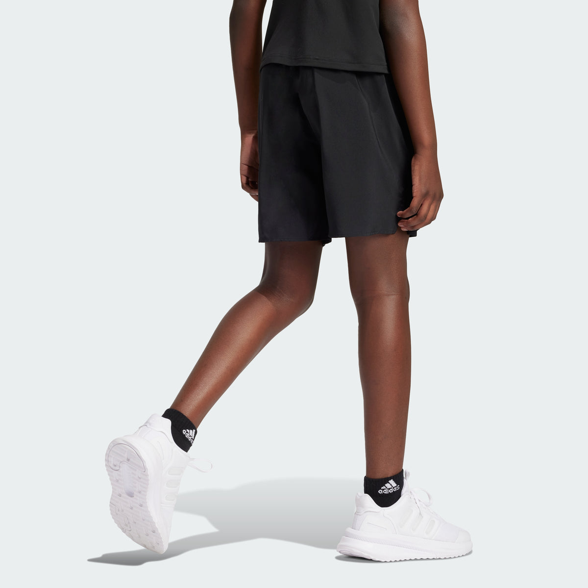 J WOVEN SHORTS 
