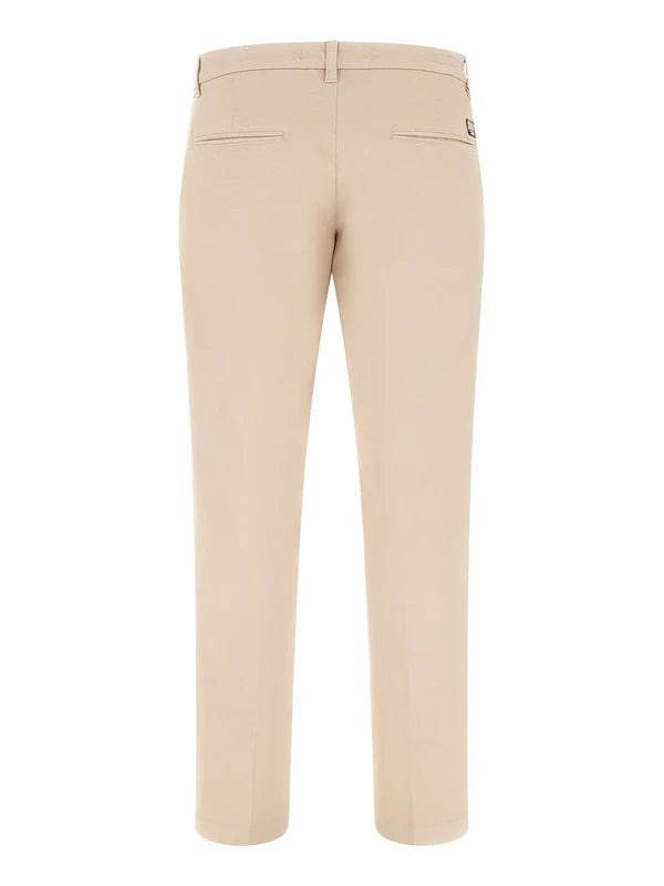 M6RB26WK39A/G1DR GUESS