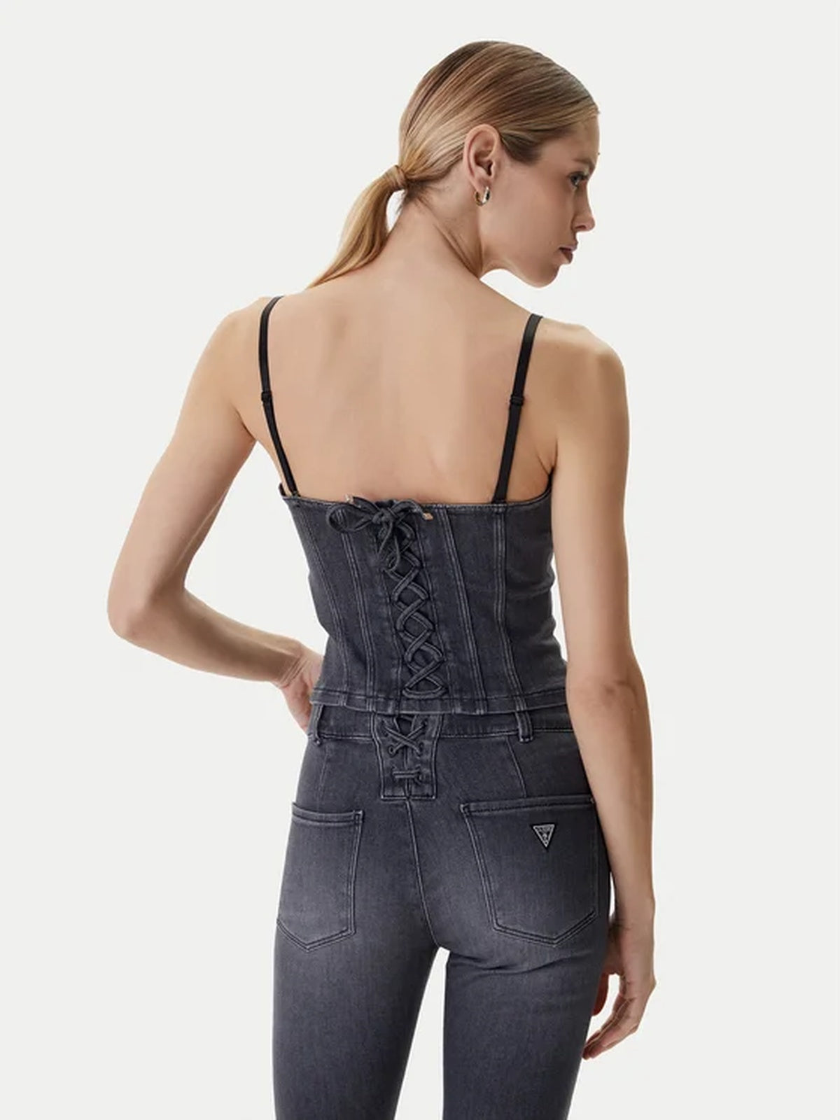 W6RH80D6921/TOKG GUESS