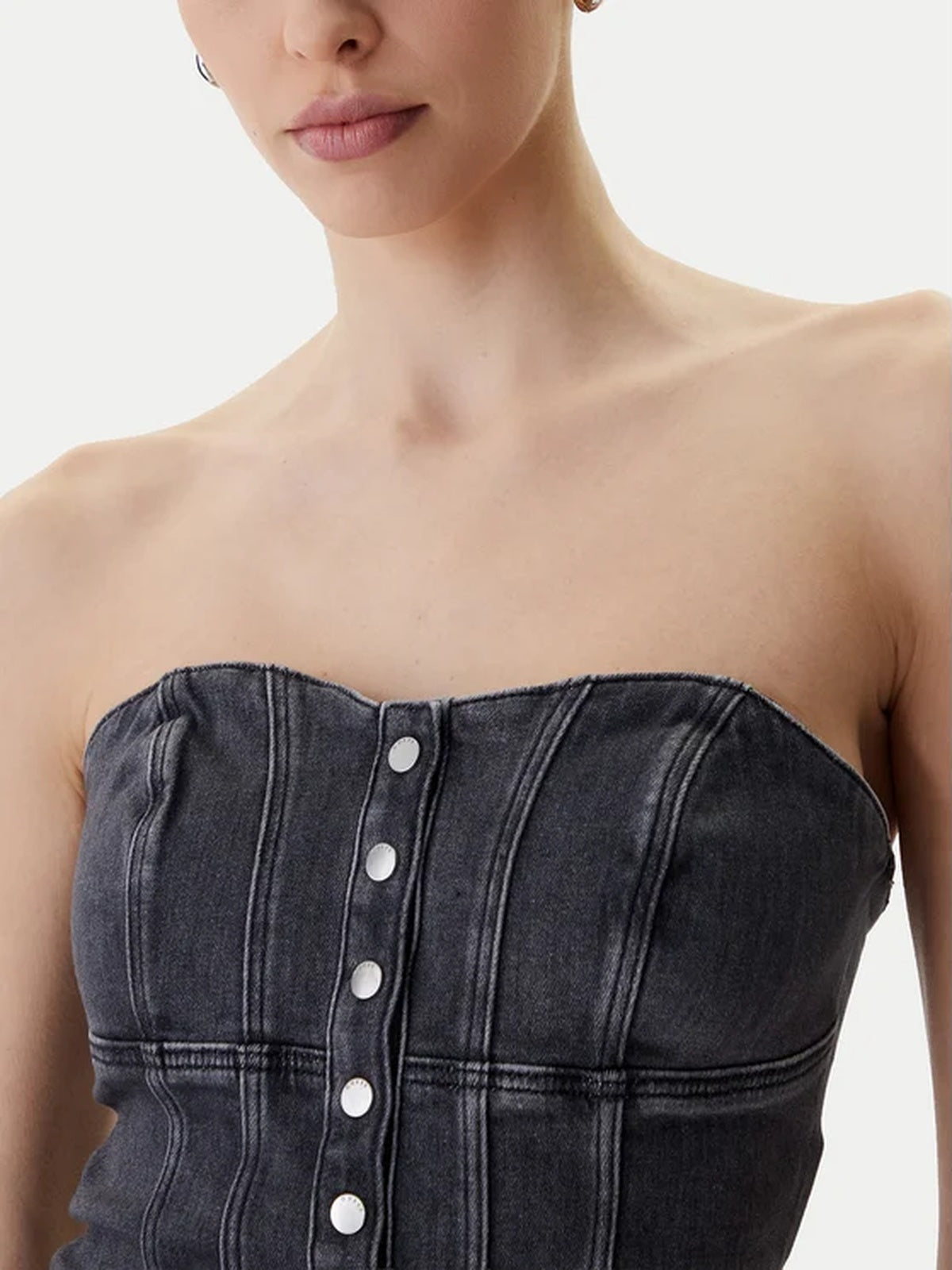 W6RH80D6921/TOKG GUESS