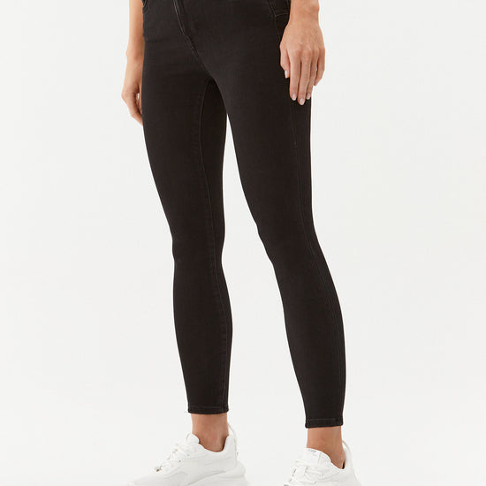 15181958/Black ONLY
