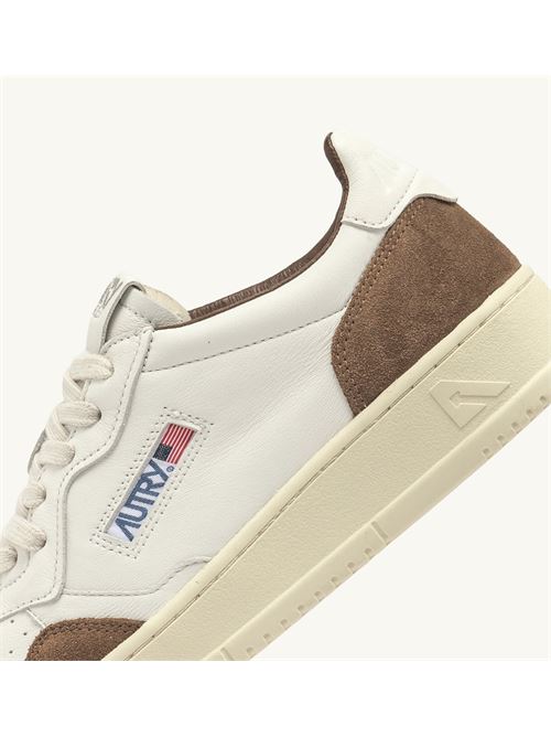 Sneakers Medalist basse in pelle bianca con inserti in suede AUTRY | AULM-GS34/WHITE-CIGAR