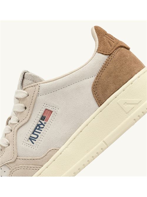 SNEAKERS ''MEDALIST LOW'' AUTRY | AULM-TS01/SND-CIGAR